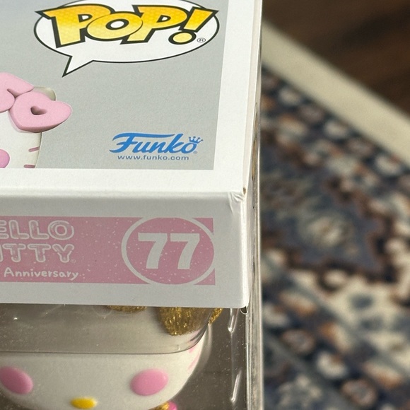 NIB Hello Kitty Glitter Edition- Exclusive - Picture 8 of 10